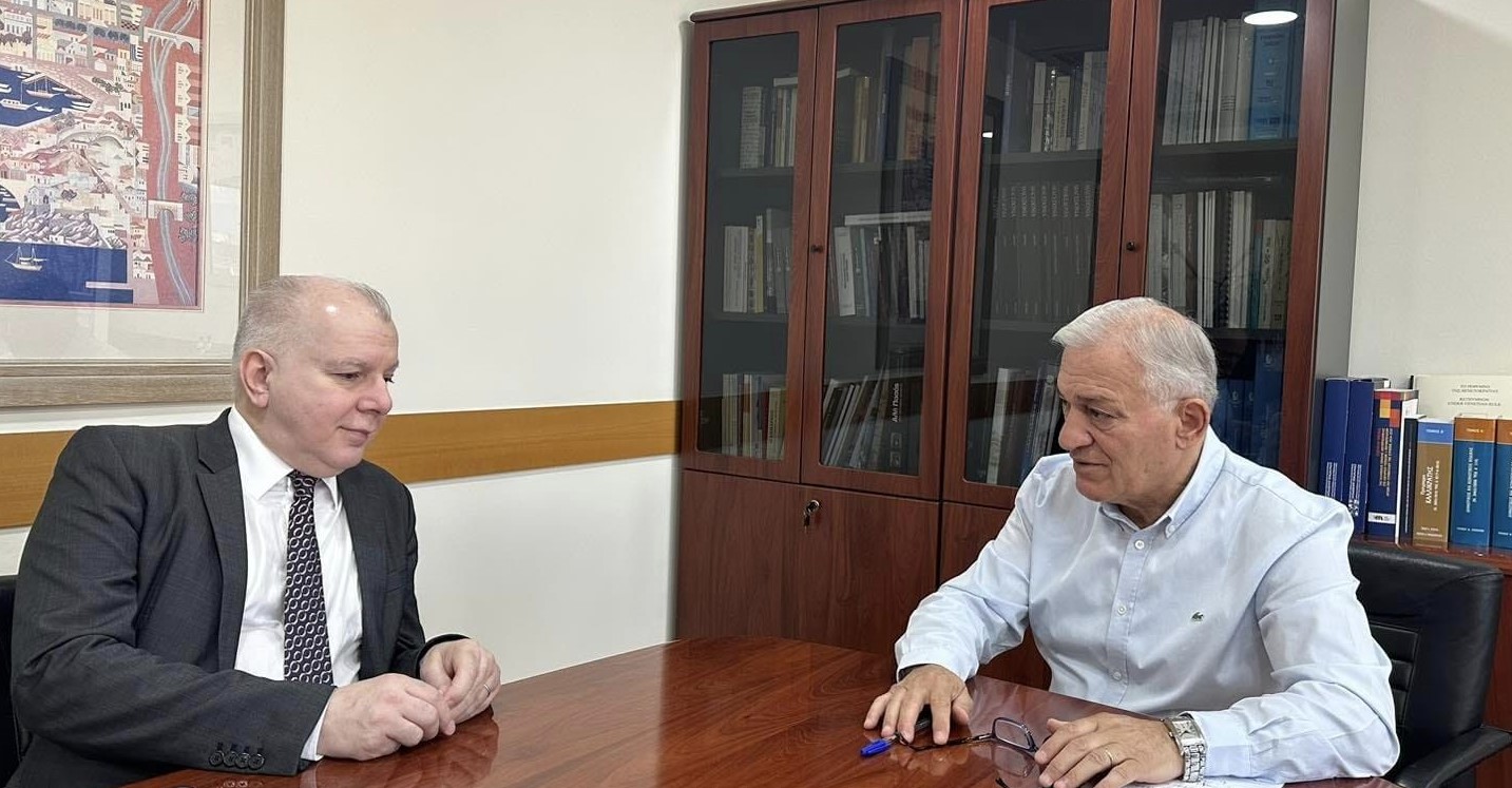 Συνάντηση Αντώνη Καμπουράκη με τον Πρόεδρο της ΚΕΔΕ